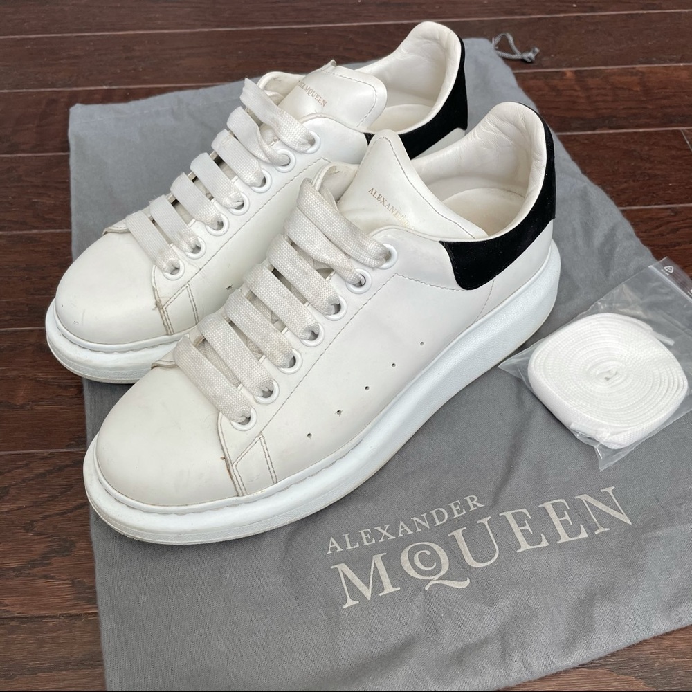 ALEXANDER MCQUEEN SNEAKERS White Oversized